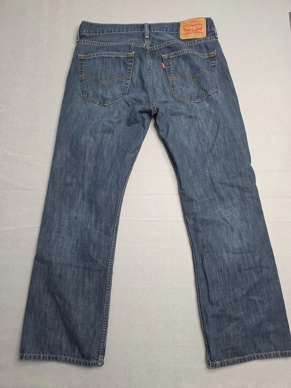 Levi's Men's Bootcut Jeans in Medium Blue Wash 527 34x30